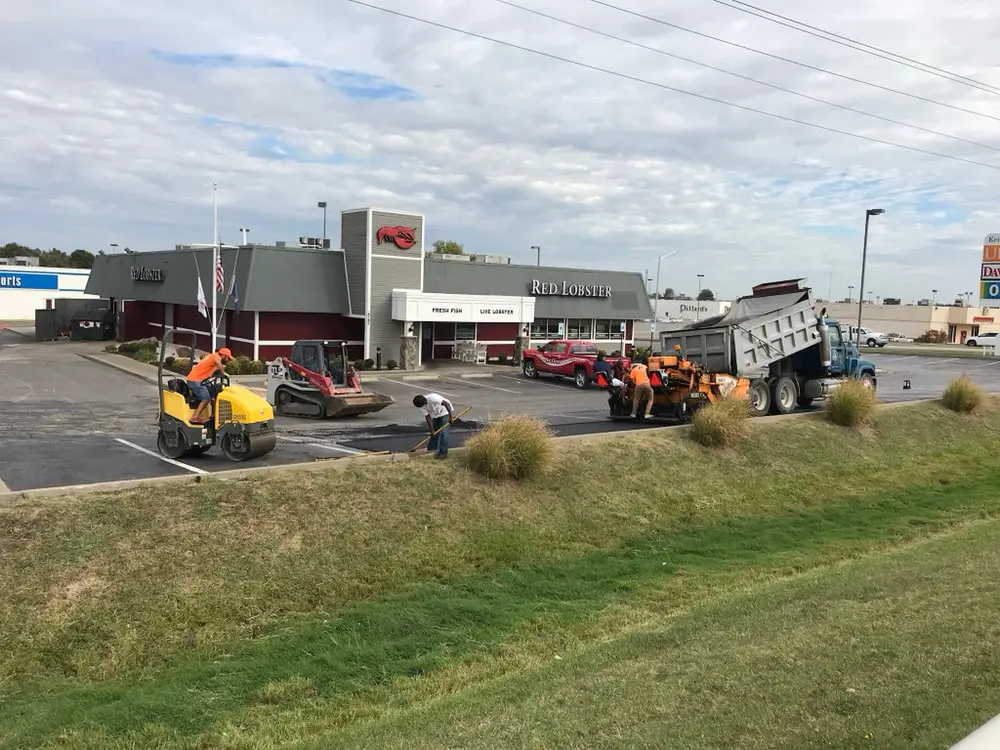 Commercial parking lot asphalt paving